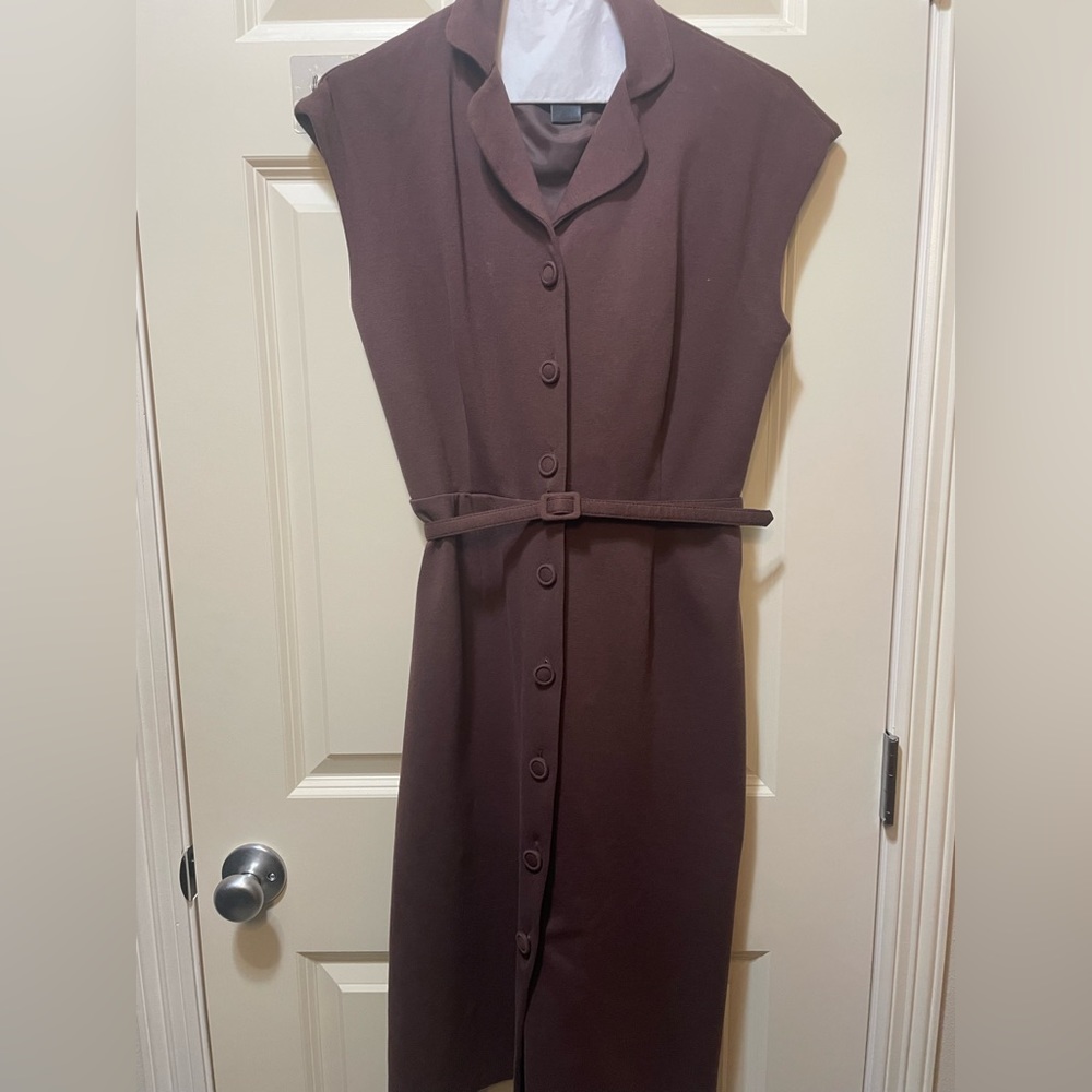 BCBG knee length brown dress size 6